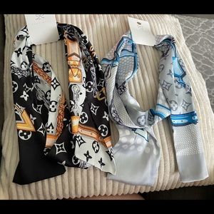 Louis Vuitton twilly 2 pack